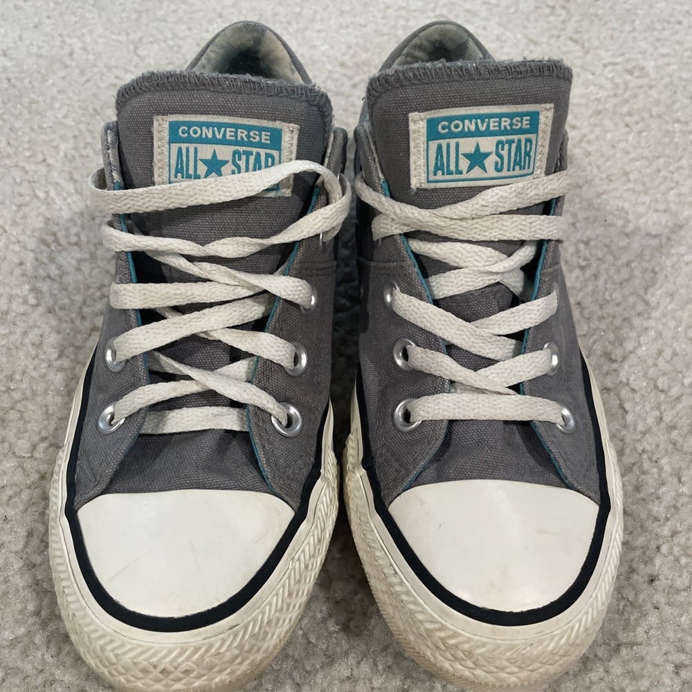 Converse All Star Low Canvas Gray Womens Size 6‎ Preowned